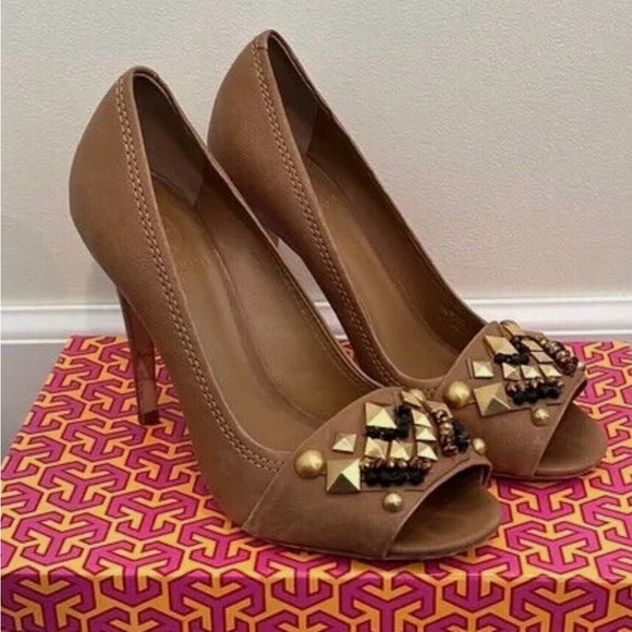 (SOLD on eBay!) Tory Burch Paula Camel Studded Pumps Size 9 - Picture 1 of 4